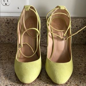 Aquazzaura citrus green pumps